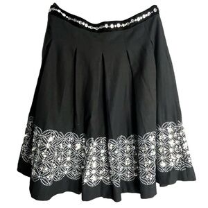 NWT Betsy Johnson Sequins Embellished Embroidered Pleated Wool Skirt Sz 6 Black
